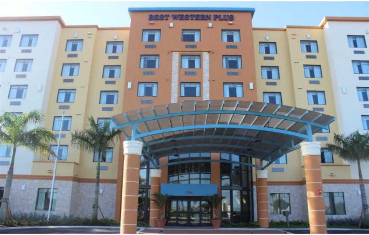 Best Western Plus Miami Executive Airport Hotel And Suites Kendall Esterno foto